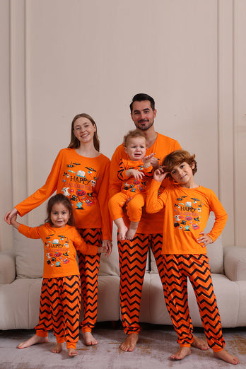 Orange gestreifter Halloween-Familienpyjama