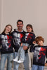 Laden Sie das Bild in den Galerie-Viewer, Schwarze Halloween-Familien-Sweatshirts mit Skelett-Druck und Kapuze