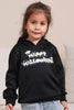 Laden Sie das Bild in den Galerie-Viewer, Schwarze Halloween-Familien-Sweatshirts mit Textdruck und Kapuze