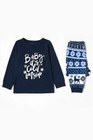 Laden Sie das Bild in den Galerie-Viewer, Marineblaue Weihnachts-Familien-Pyjama-Sets mit Buchstabendruck