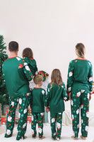Laden Sie das Bild in den Galerie-Viewer, Dunkelgrüner Langärmeliger Familien-Weihnachtspyjama mit Weihnachtsmann-Druck