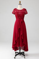 Laden Sie das Bild in den Galerie-Viewer, Glitzerndes Bordeauxrotes A-Linie Pailletten Chorkleid mit Rüschen