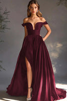 Laden Sie das Bild in den Galerie-Viewer, Schwarzes schulterfreies A-Linie Chiffon Ballkleid