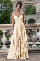 Laden Sie das Bild in den Galerie-Viewer, A-Linie V-Ausschnitt Spaghettiträger Chiffon Brautjungfernkleid mit Rüschen Matcha