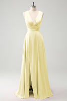 Laden Sie das Bild in den Galerie-Viewer, Rosa A Linie Rückenfreies Brautjungfernkleid mit V-Ausschnitt und Schlitz