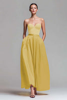 Laden Sie das Bild in den Galerie-Viewer, A-Linie Trägerloses Rotes und Fuchsia Korsett Abendkleid