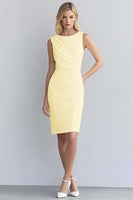 Laden Sie das Bild in den Galerie-Viewer, Elfenbein Bodycon Kurzes Ärmelloses Arbeitskleid aus Satin