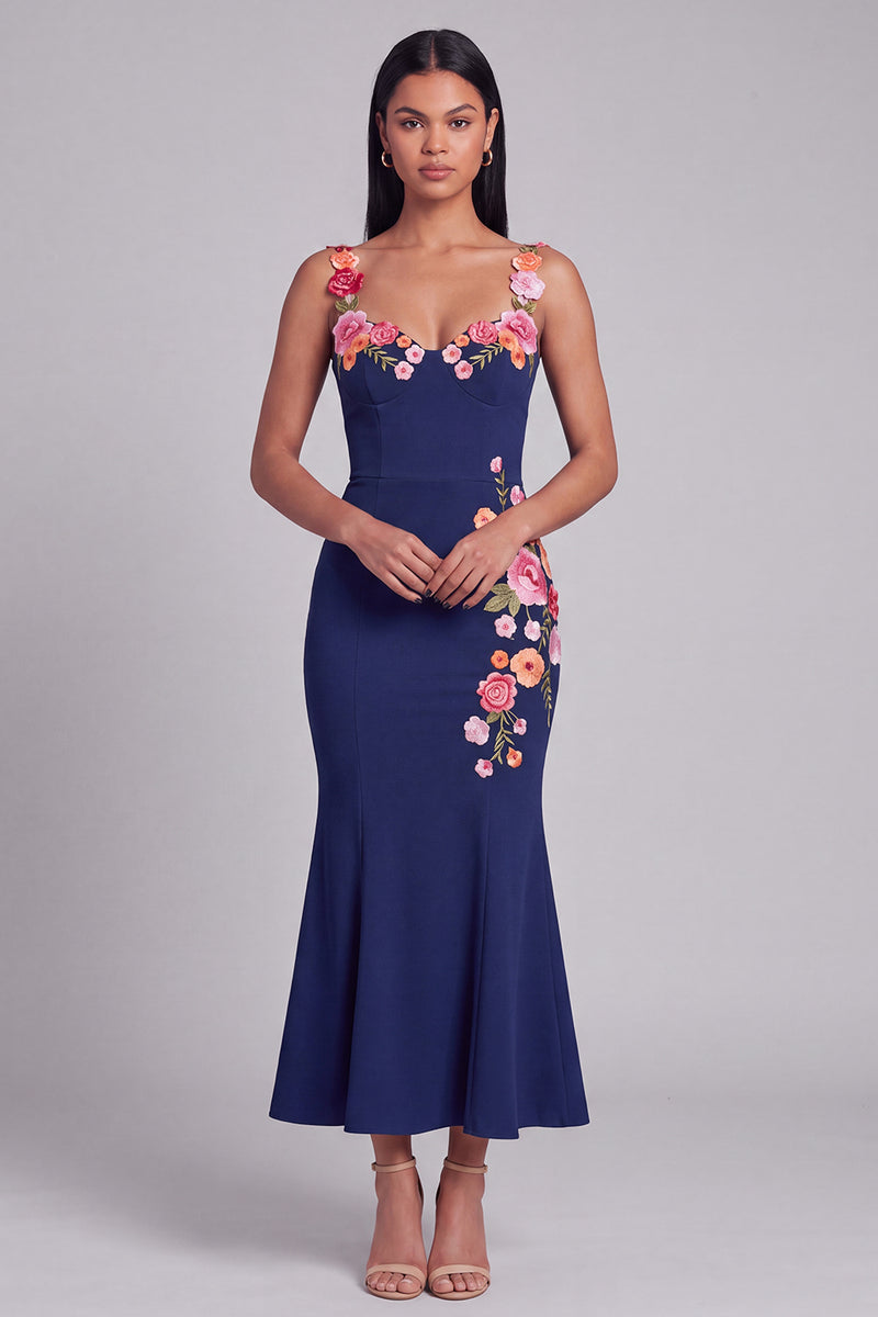 Laden Sie das Bild in den Galerie-Viewer, Hellgelbes Meerjungfrauenlanges Blumenkleid mit Applikationen