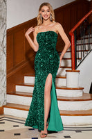 Laden Sie das Bild in den Galerie-Viewer, Königsblau trägerloses Pailletten langes Meerjungfrauen Ballkleid mit Schlitz