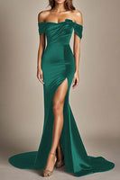 Laden Sie das Bild in den Galerie-Viewer, Schulterfreies Meerjungfrau Schwarzes Ballkleid mit Schlitz