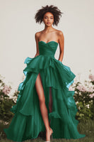 Laden Sie das Bild in den Galerie-Viewer, A Linie Herzausschnitt Marineblaues Ballkleid mit Rüschen und Schlitz