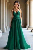 Laden Sie das Bild in den Galerie-Viewer, A Linie Dunkelblaues Spaghettiträger Herzförmiges Langes Ballkleid