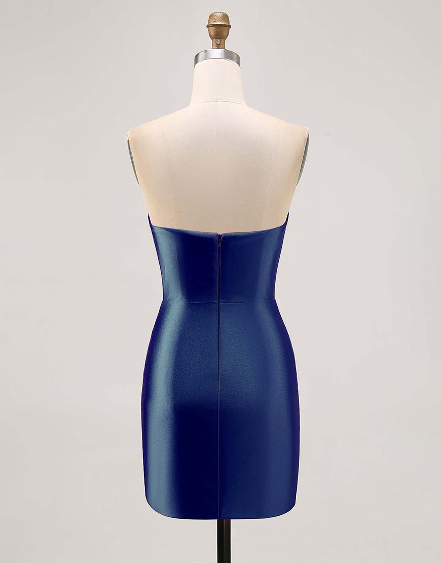 Laden Sie das Bild in den Galerie-Viewer, Fuchsia Trägerloses Perlenbesetztes Figurbetontes Abiballkleid mit Schlitz