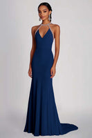 Laden Sie das Bild in den Galerie-Viewer, Etui Rosa Perlenbesetztes Neckholder Langes Ballkleid aus Chiffon