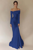 Laden Sie das Bild in den Galerie-Viewer, Weißes Schulterfreies Meerjungfrauen Brautkleid mit langen Ärmeln