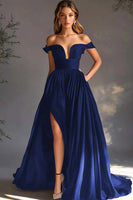 Laden Sie das Bild in den Galerie-Viewer, Schwarzes schulterfreies A-Linie Chiffon Ballkleid