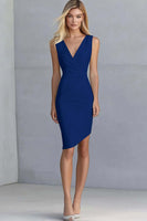 Laden Sie das Bild in den Galerie-Viewer, Elfenbein Asymmetrisches Arbeitskleid aus Satin mit V-Ausschnitt