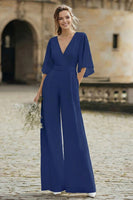 Laden Sie das Bild in den Galerie-Viewer, Einfacher Elfenbein Hochzeits-Jumpsuit mit V-Ausschnitt und Tasche