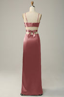 Laden Sie das Bild in den Galerie-Viewer, Spaghettiträger ausgeschnittenes oliv langes Brautjungfernkleid mit Schlitz