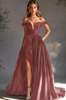 Laden Sie das Bild in den Galerie-Viewer, Schwarzes schulterfreies A-Linie Chiffon Ballkleid
