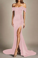 Laden Sie das Bild in den Galerie-Viewer, Schulterfreies Meerjungfrau Schwarzes Ballkleid mit Schlitz