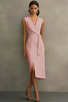 Laden Sie das Bild in den Galerie-Viewer, Weißes Satin Standesamtkleid mit V-Ausschnitt und Gürtel