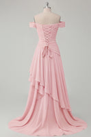 Laden Sie das Bild in den Galerie-Viewer, Schulterfreies Chiffon Buttergelbes A-Linie Gerafftes Maxikleid mit Schlitz