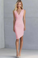 Laden Sie das Bild in den Galerie-Viewer, Elfenbein Asymmetrisches Arbeitskleid aus Satin mit V-Ausschnitt