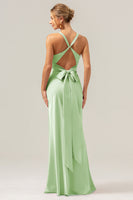 Laden Sie das Bild in den Galerie-Viewer, Rosa Meerjungfrau V-Ausschnitt Gerafftes Satin Brautjungfernkleid mit Schnürung