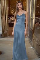 Laden Sie das Bild in den Galerie-Viewer, Spaghettiträger Kaffee Satin Langes Ballkleid