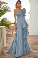 Laden Sie das Bild in den Galerie-Viewer, Schwarzes Einschultriges Ballkleid mit Rüschen