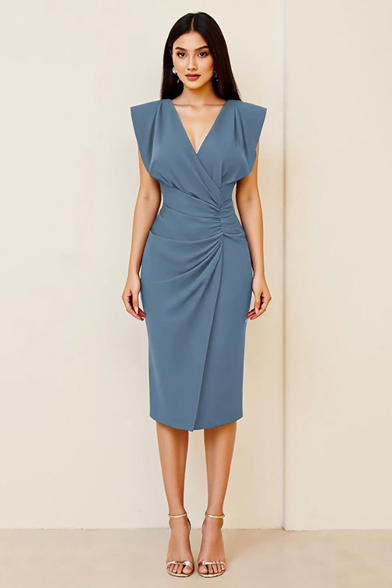 Laden Sie das Bild in den Galerie-Viewer, Olive Figurbetontes Midi Partykleid mit Rüschen und V-Ausschnitt