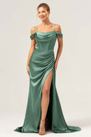 Laden Sie das Bild in den Galerie-Viewer, Kaffee Meerjungfrau Schulterkaltes Korsett Rüschen Langes Brautjungfernkleid mit Schlitz