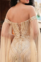 Laden Sie das Bild in den Galerie-Viewer, Schulterloses Meerjungfrauen-Champagner-Pailletten-Langballkleid mit Umhangärmeln