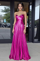 Laden Sie das Bild in den Galerie-Viewer, Gold Langes A-Linie Herzausschnitt Metallic Plissee Ballkleid mit Falten