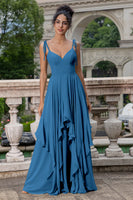 Laden Sie das Bild in den Galerie-Viewer, A-Linie V-Ausschnitt Spaghettiträger Chiffon Brautjungfernkleid mit Rüschen Matcha