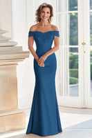 Laden Sie das Bild in den Galerie-Viewer, Champagner Schulterfreies Etui Kleid für die Brautmutter mit Applikationen