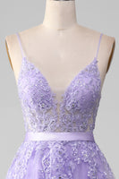 Laden Sie das Bild in den Galerie-Viewer, Langes Lila Spaghettiträger Tüll Kleid mit Applikationen