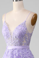 Laden Sie das Bild in den Galerie-Viewer, Langes Lila Spaghettiträger Tüll Kleid mit Applikationen