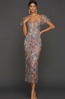 Laden Sie das Bild in den Galerie-Viewer, Mauve Blumen Tüll Scheide Midi Hochzeitsgast Kleid mit Ärmeln