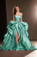 Laden Sie das Bild in den Galerie-Viewer, A Linie Herzausschnitt Dunkelrotes Rüschen Ballkleid mit Schlitz