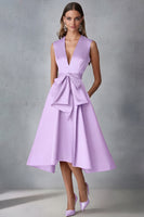 Laden Sie das Bild in den Galerie-Viewer, Fuchsia Satin V-Ausschnitt A-Linie Kleid für Hochzeitsgäste