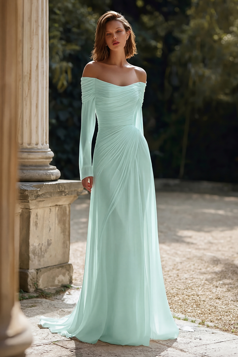 Laden Sie das Bild in den Galerie-Viewer, Elfenbein Schulterfreies Brautkleid mit Rüschen