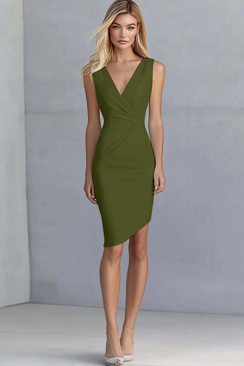 Laden Sie das Bild in den Galerie-Viewer, Elfenbein Asymmetrisches Arbeitskleid aus Satin mit V-Ausschnitt