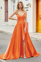 Laden Sie das Bild in den Galerie-Viewer, Trendiges A-Linie Spaghettiträger Pfauengrün Ballkleid mit Applikationen