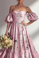 Laden Sie das Bild in den Galerie-Viewer, A-Linie pinkes, trägerloses, geblümtes Langbrautjungfernkleid mit Puffärmeln