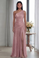 Laden Sie das Bild in den Galerie-Viewer, Golden Einschulteriges Falten Langes Festkleid mit Schlitz