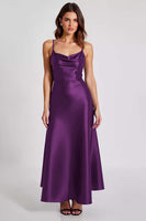 Laden Sie das Bild in den Galerie-Viewer, Marineblaues Satin Ballkleid mit Spaghettiträgern in A-Linie