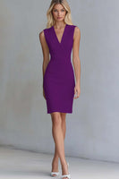 Laden Sie das Bild in den Galerie-Viewer, Elfenbein Figurbetontes Kurzes Arbeitskleid aus Satin mit V-Ausschnitt