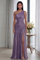 Laden Sie das Bild in den Galerie-Viewer, Golden Einschulteriges Falten Langes Festkleid mit Schlitz